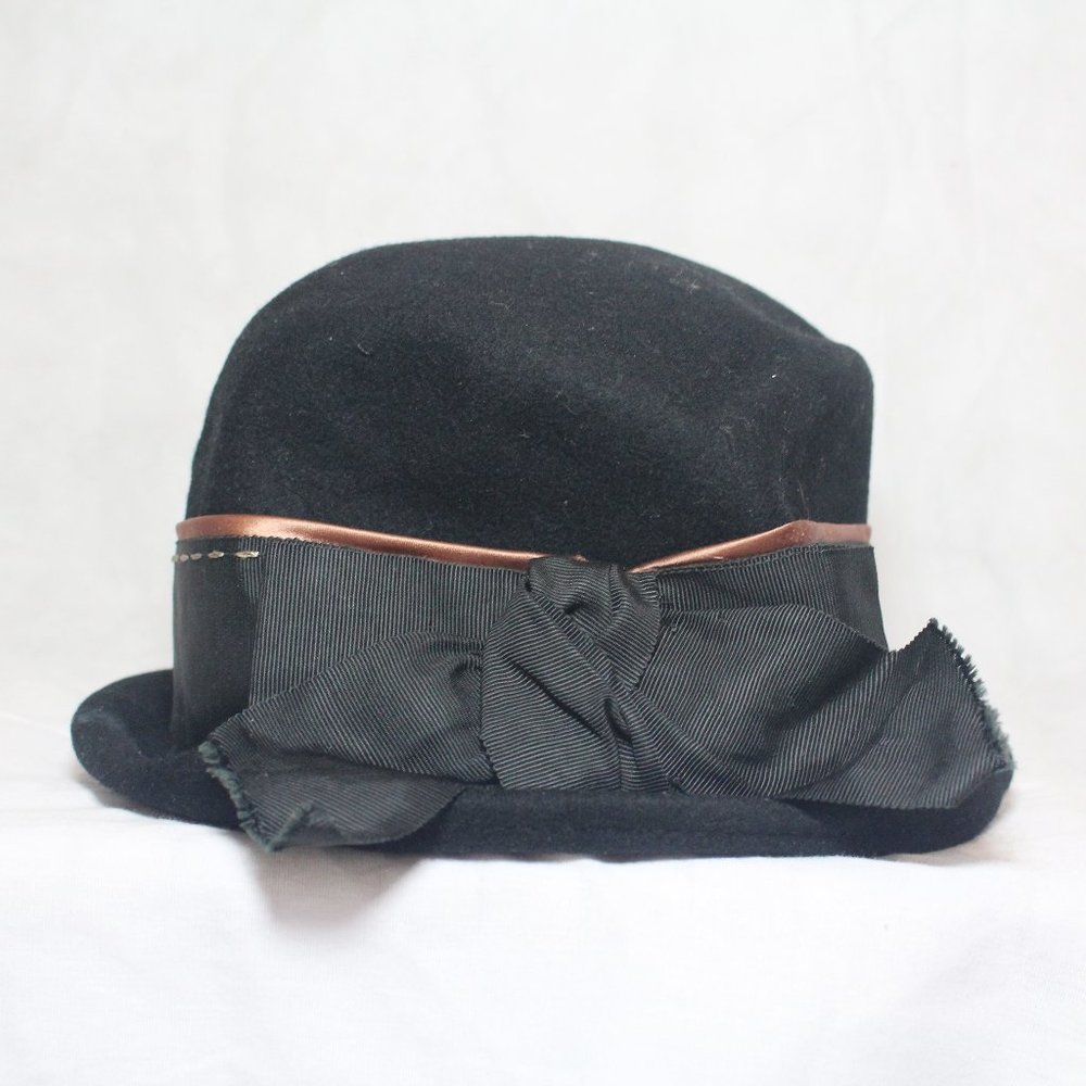 Vintage 1950's Black Peachfelt Cloche Henry Pollak Wool Felt Mid Century Top Hat